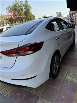 هیوندای ئەلەنترا